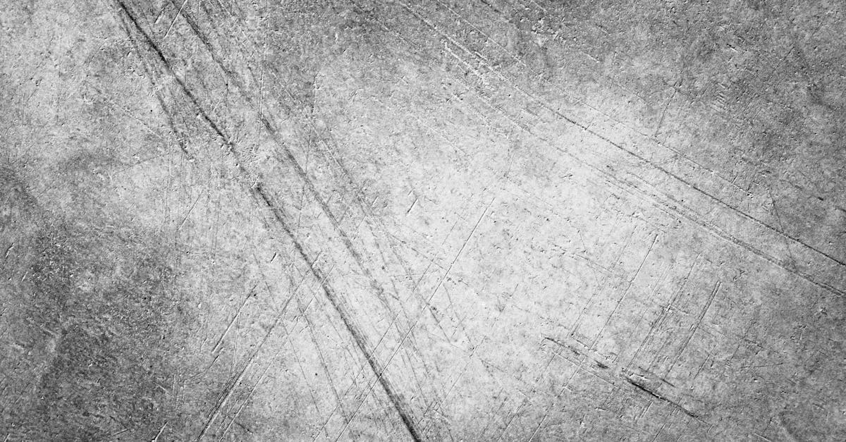 Repair Deep Scratches in Old Photographs, Free Online AI Tool