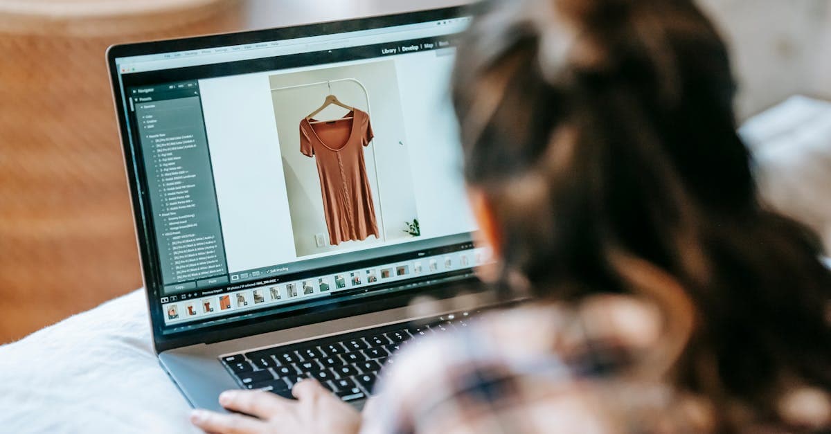 PhotoFlip vs Pixlr: General Photo Editor or Dedicated Restorer?